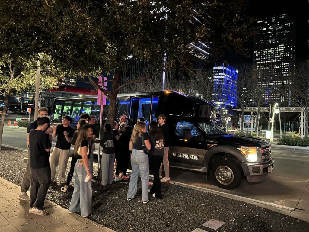 Why Dallas Groups Book Party Bus for Concerts Dallas Instead of Fighting Downtown Traffic-2